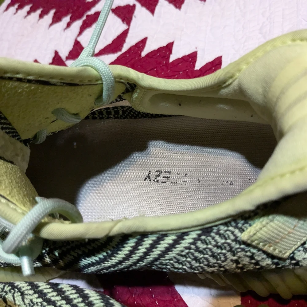 Yeezy Boost 11.5 Mens EVH 791004 11/19 Green Adidas